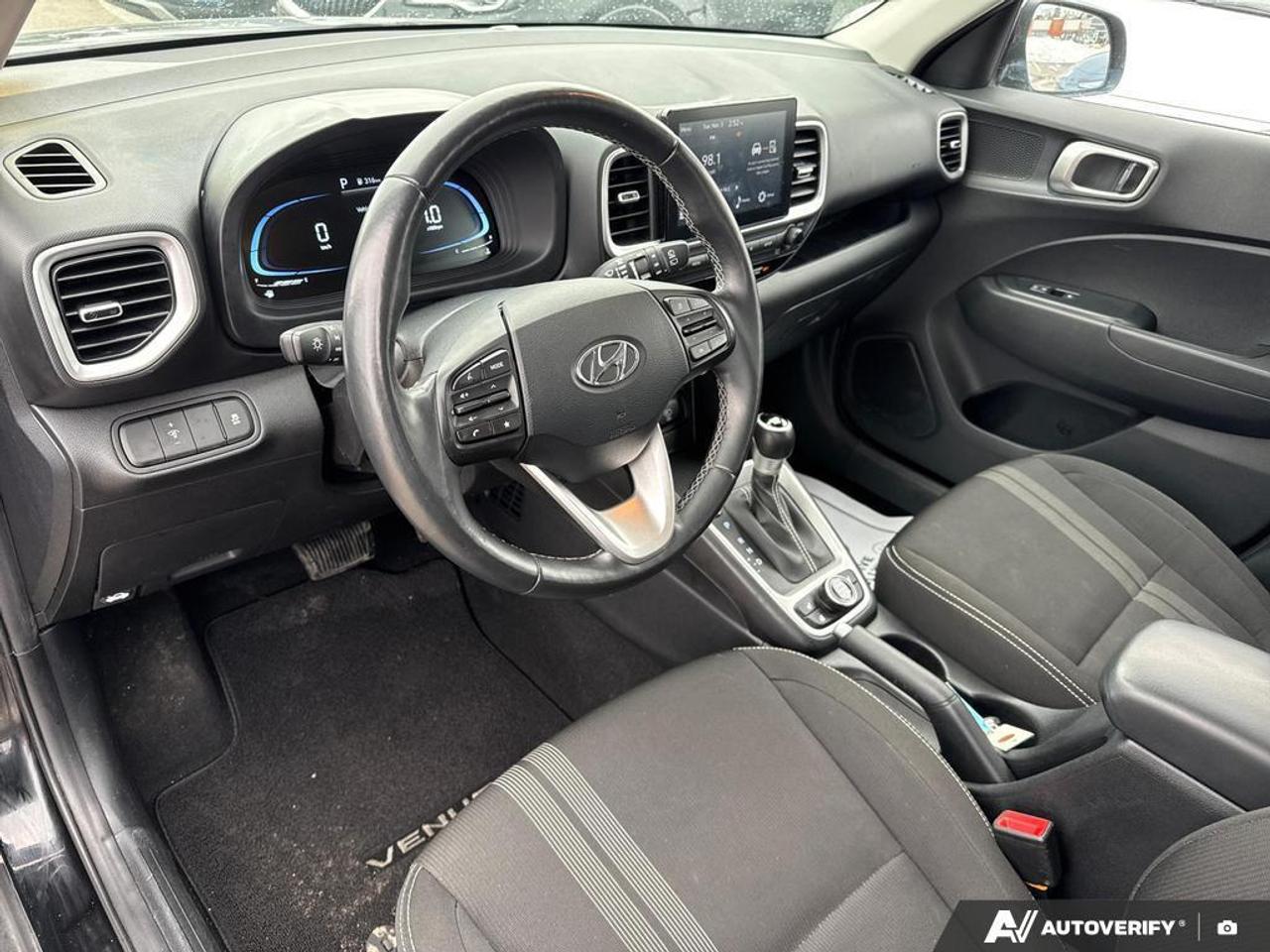 2024 Hyundai Venue Preferred BACKUP CAM   HEATED SEATS   LANE ASSIST Photo