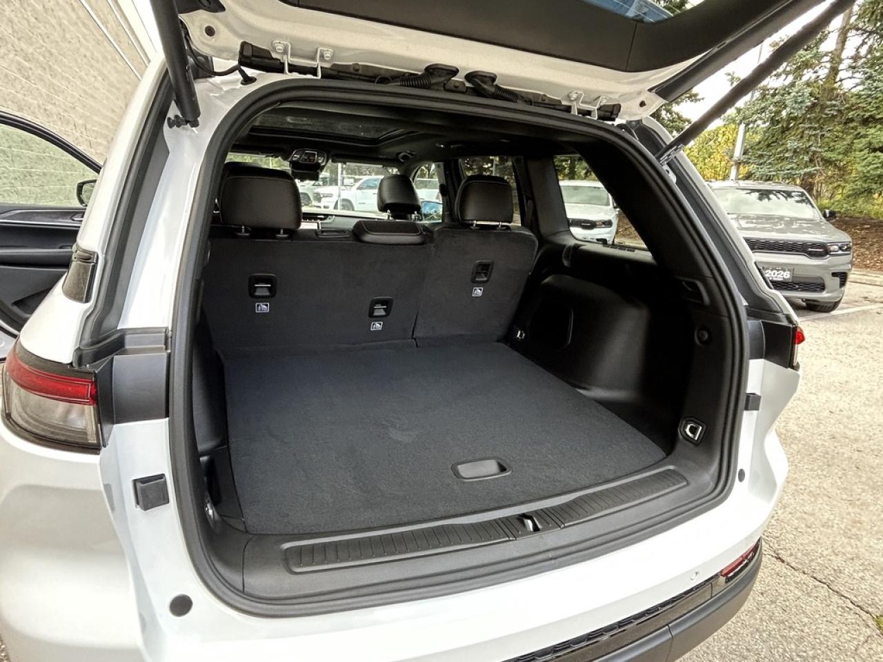 2025 Jeep Grand Cherokee Limited 4dr 4x4 Photo