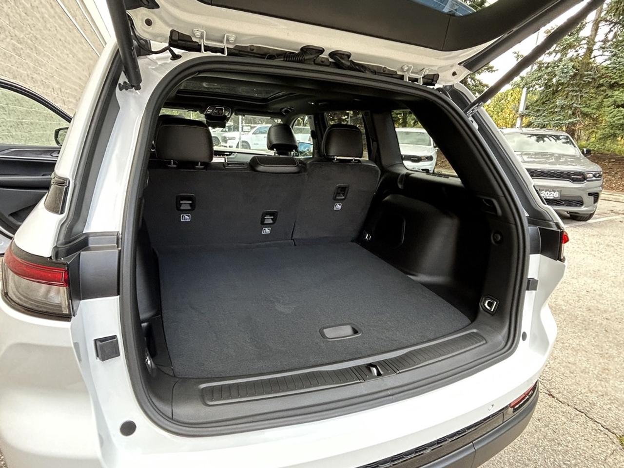 2025 Jeep Grand Cherokee Limited 4dr 4x4 Photo