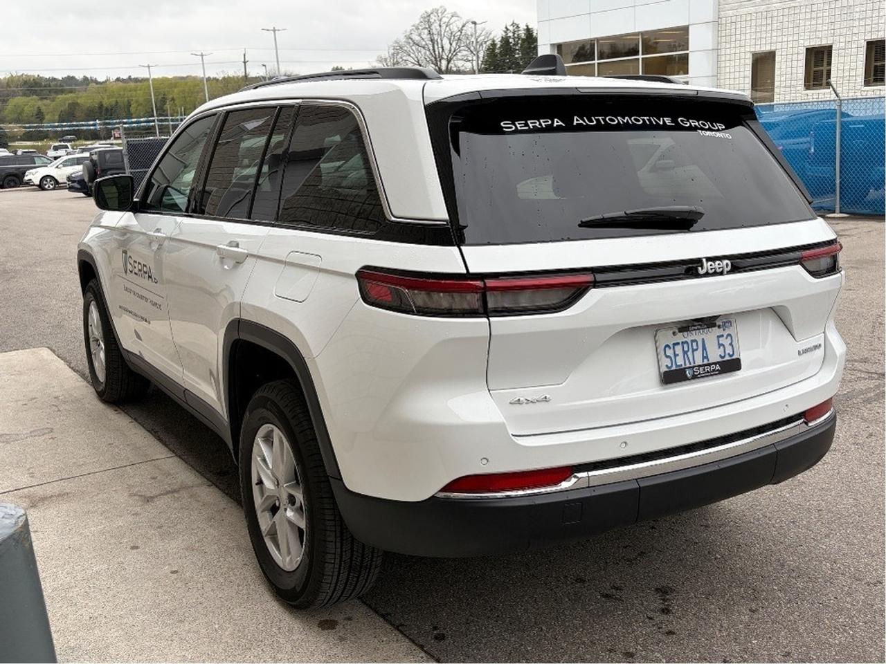 2025 Jeep Grand Cherokee Laredo 4dr 4x4 Photo