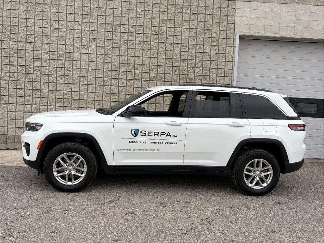 2025 Jeep Grand Cherokee Laredo 4dr 4x4 Photo