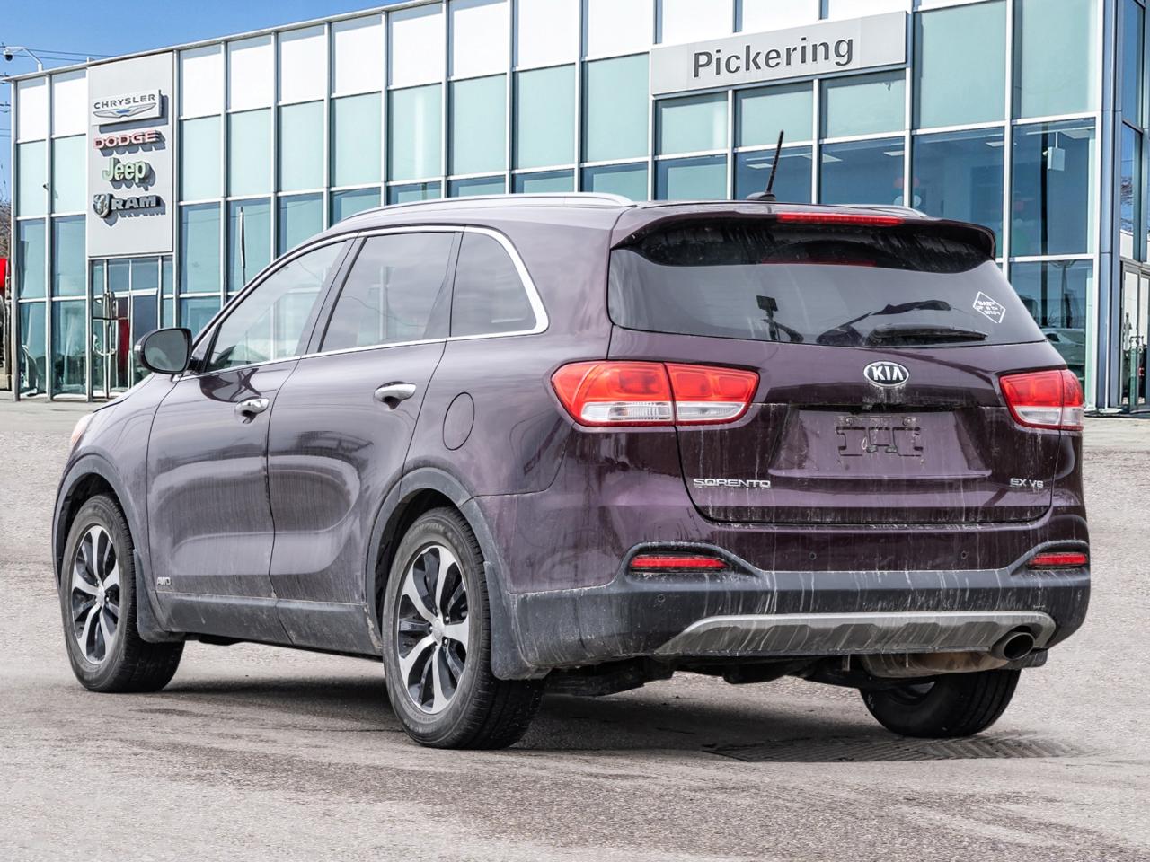 2016 Kia Sorento  Photo4