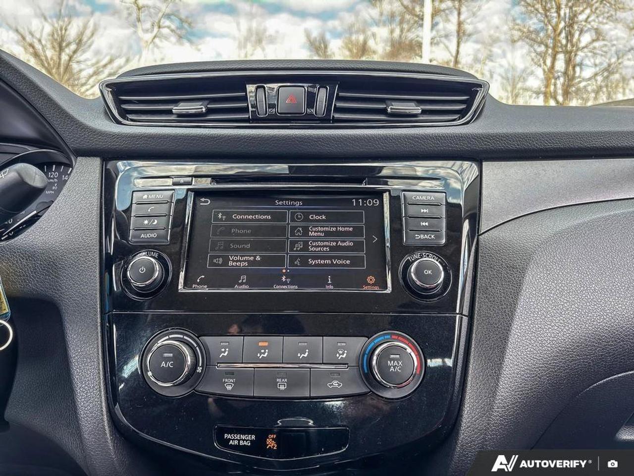 2023 Nissan Qashqai S Photo