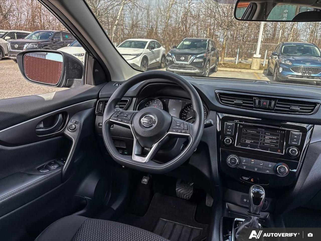 2023 Nissan Qashqai S   Apple Car Play   Alloy Rims   Heated Seats Photo