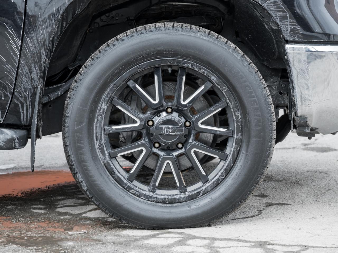 2021 Toyota Tundra 4x4 Crewmax Platinum, No Accident, Nav, Camera, Le Photo