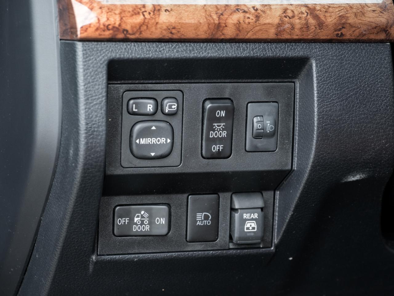 2021 Toyota Tundra 4x4 Crewmax Platinum, No Accident, Nav, Camera, Le Photo