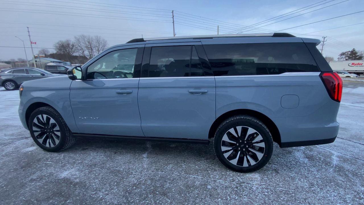 2026 Ford Expedition Platinum Max Photo