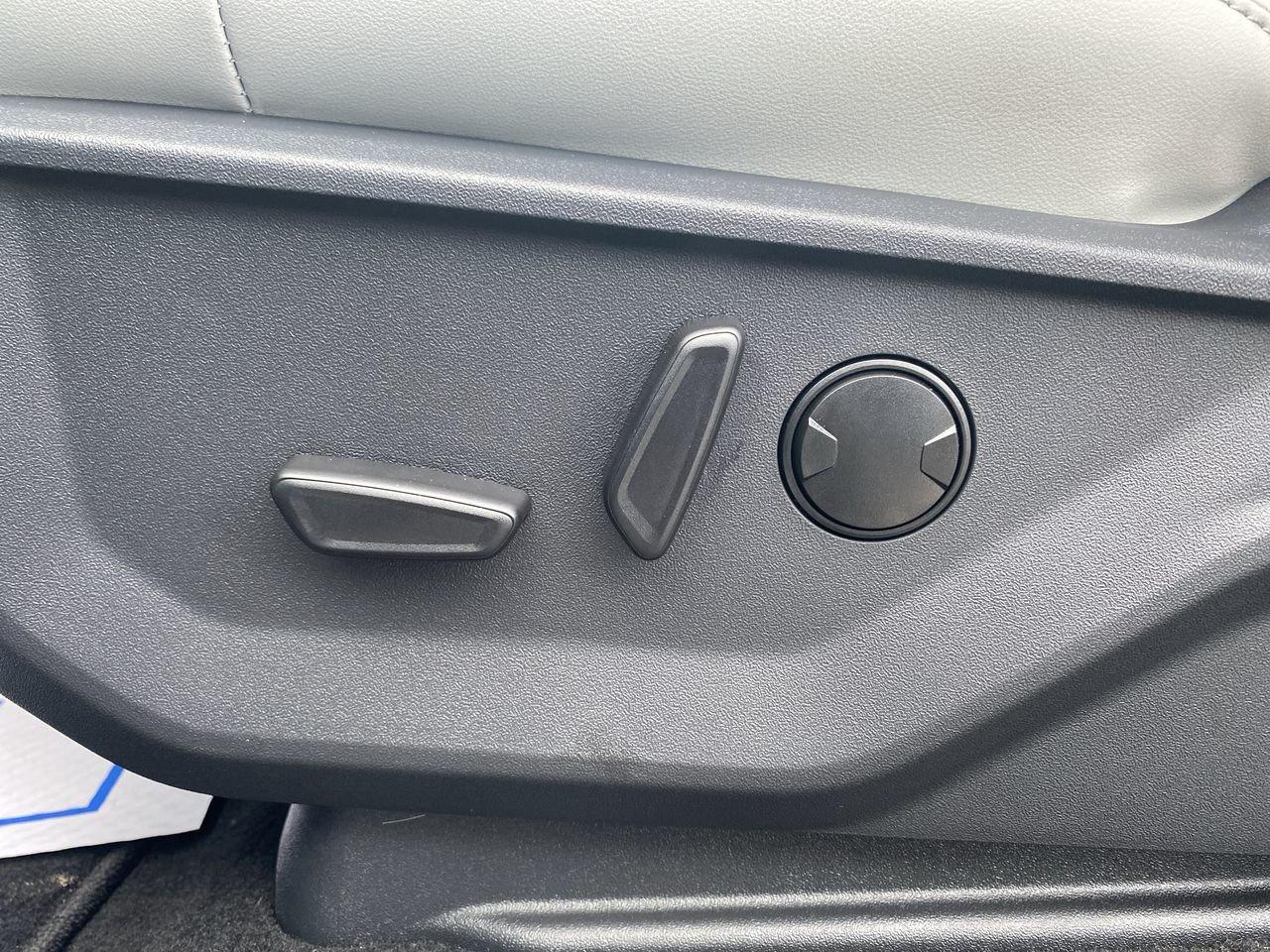 2026 Ford Expedition Platinum Max Photo