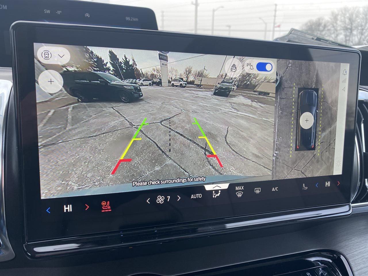 2026 Ford Expedition Platinum Max Photo