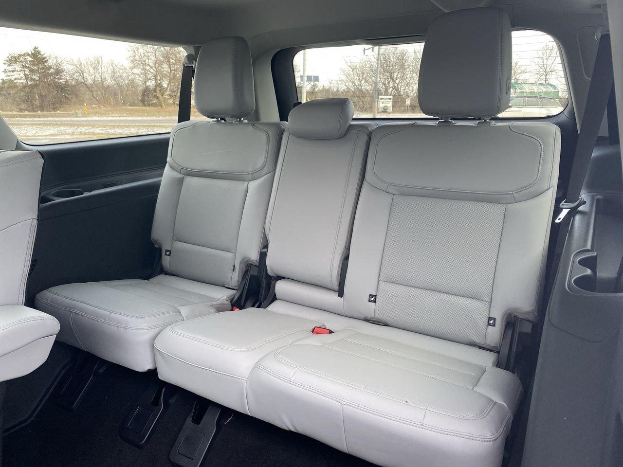 2026 Ford Expedition Platinum Max Photo