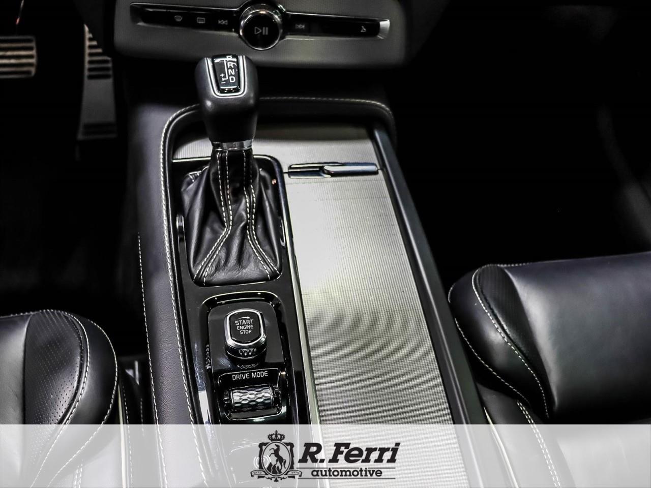 2021 Volvo XC90 T6 R-Design 7 Passenger 4dr All-Wheel Drive Photo