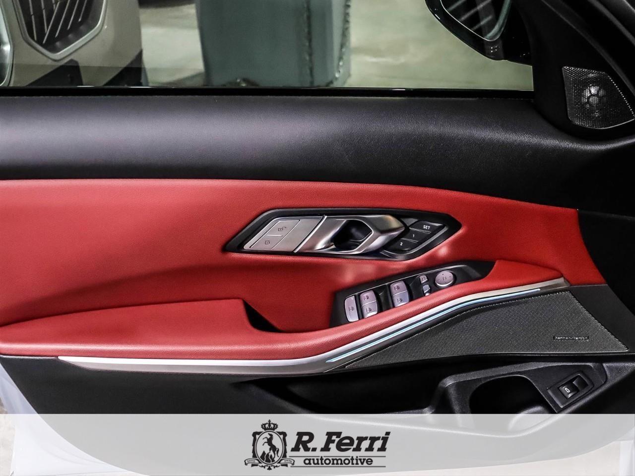 2023 BMW 330 i xDrive 4dr All-Wheel Drive Sedan Photo4