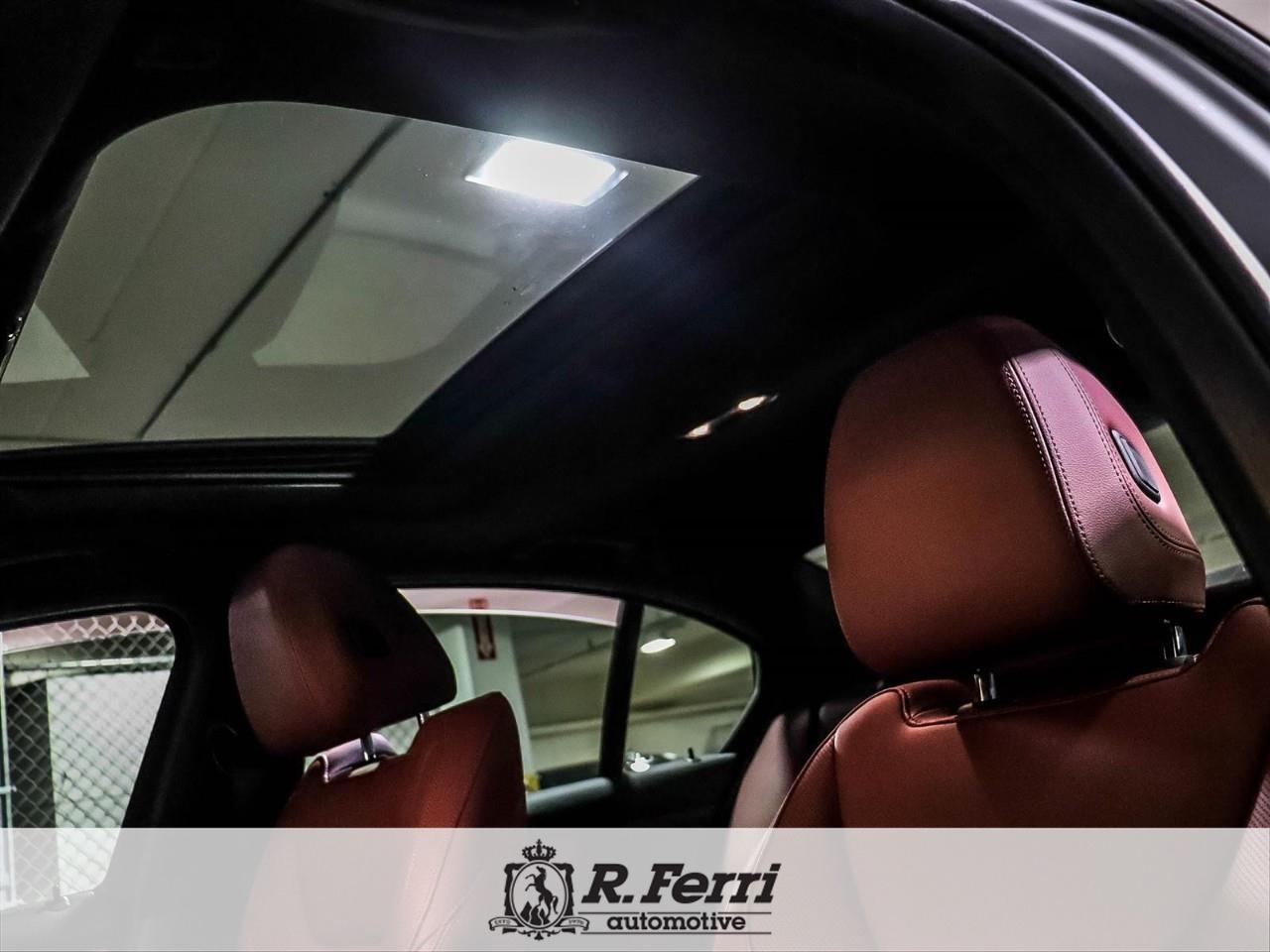 2023 BMW 330 i xDrive 4dr All-Wheel Drive Sedan Photo