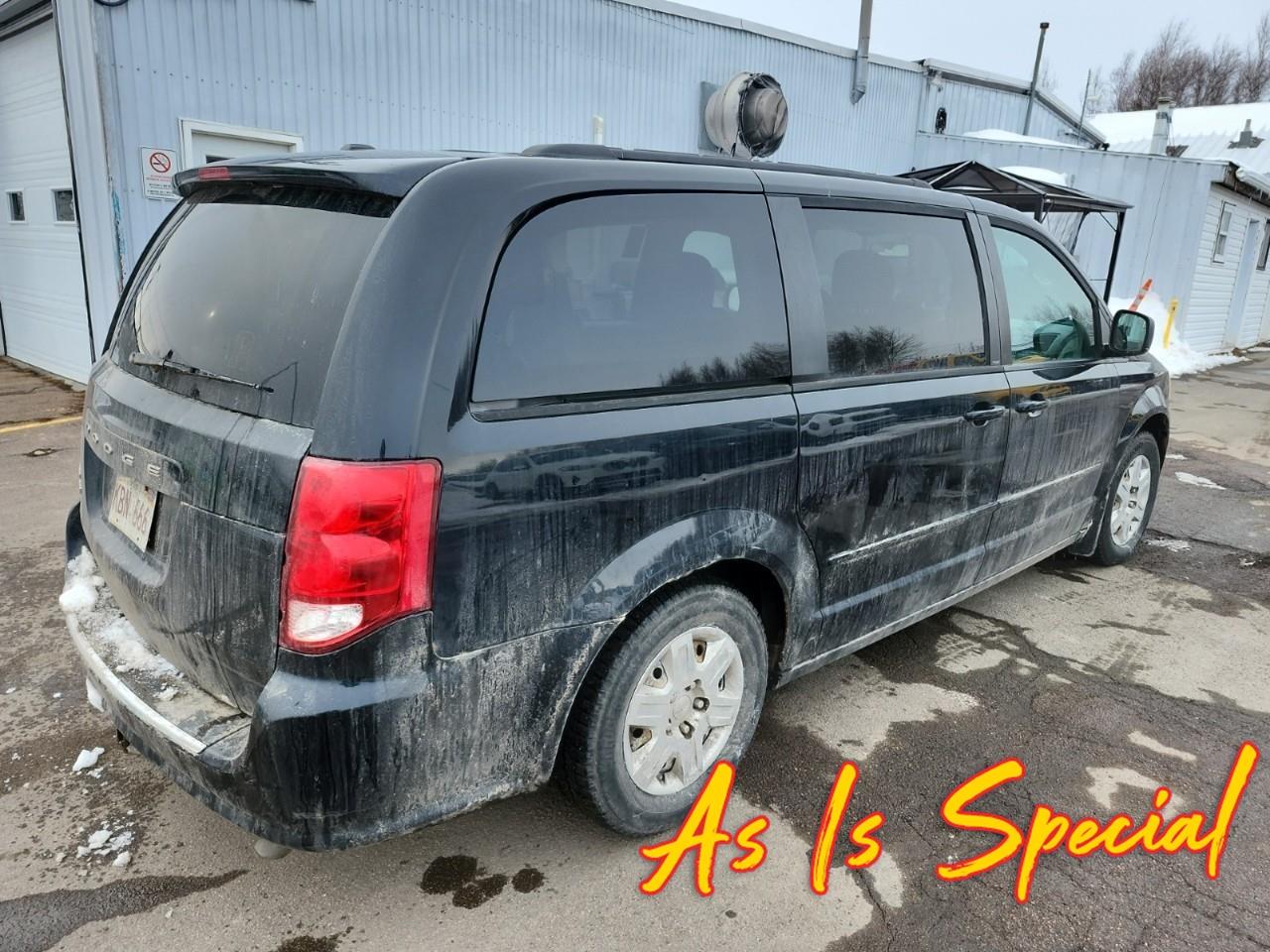 2013 Dodge Grand Caravan SE/SXT Passenger Van Photo3