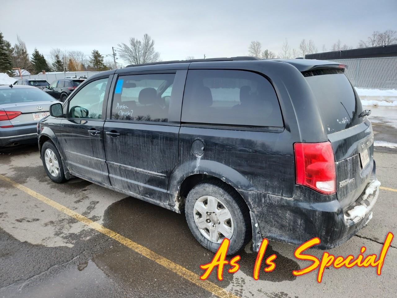 2013 Dodge Grand Caravan SE/SXT Passenger Van Photo