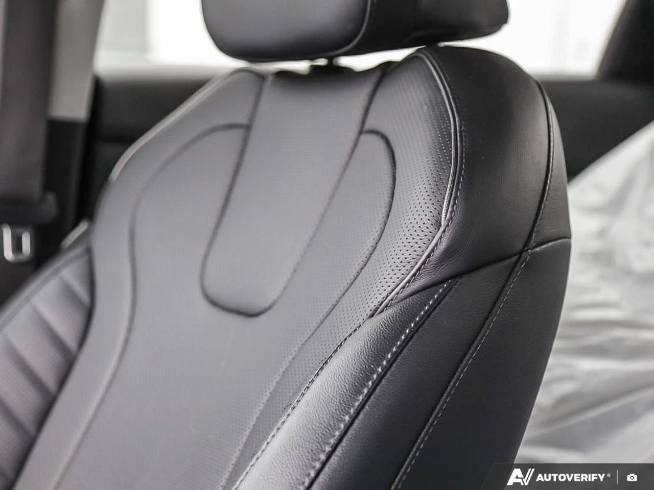 2021 Hyundai Elantra Ultimate Tech 4dr Sedan Photo