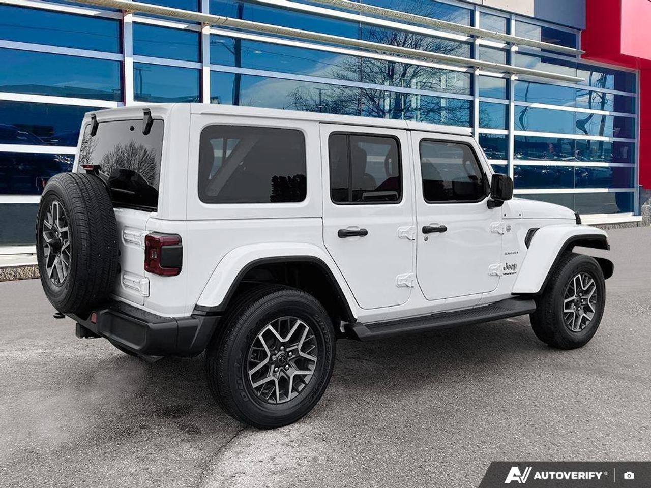 2024 Jeep Wrangler Sahara | Leather | Navigation | Alpine Audio | Trailer Tow Package | Adaptive Cruise Control Photo4