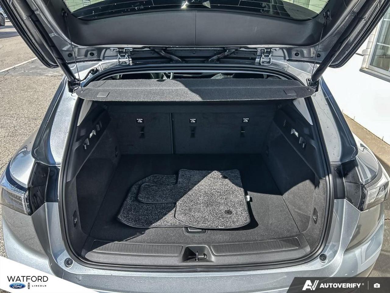 2024 Buick Envision AWD 4dr Avenir Photo