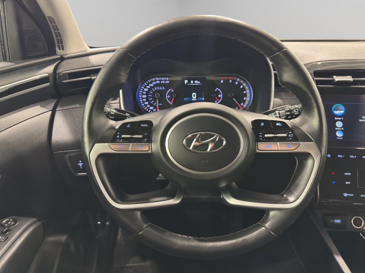 2024 Hyundai Tucson Preferred | Reverse Cam | Heated Seats Photo