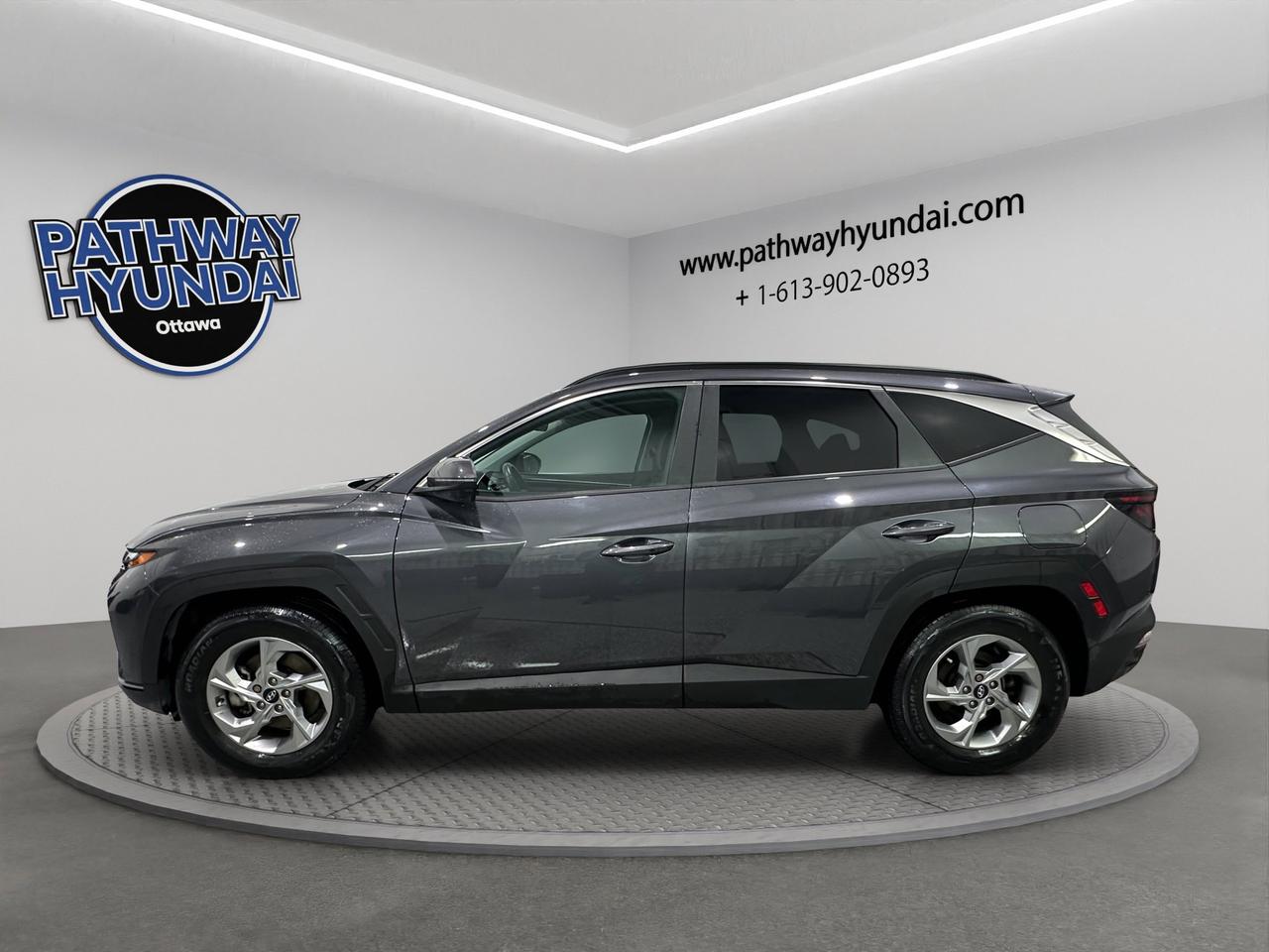 2022 Hyundai Tucson Preferred | Reverse Cam | Heated Seats Photo