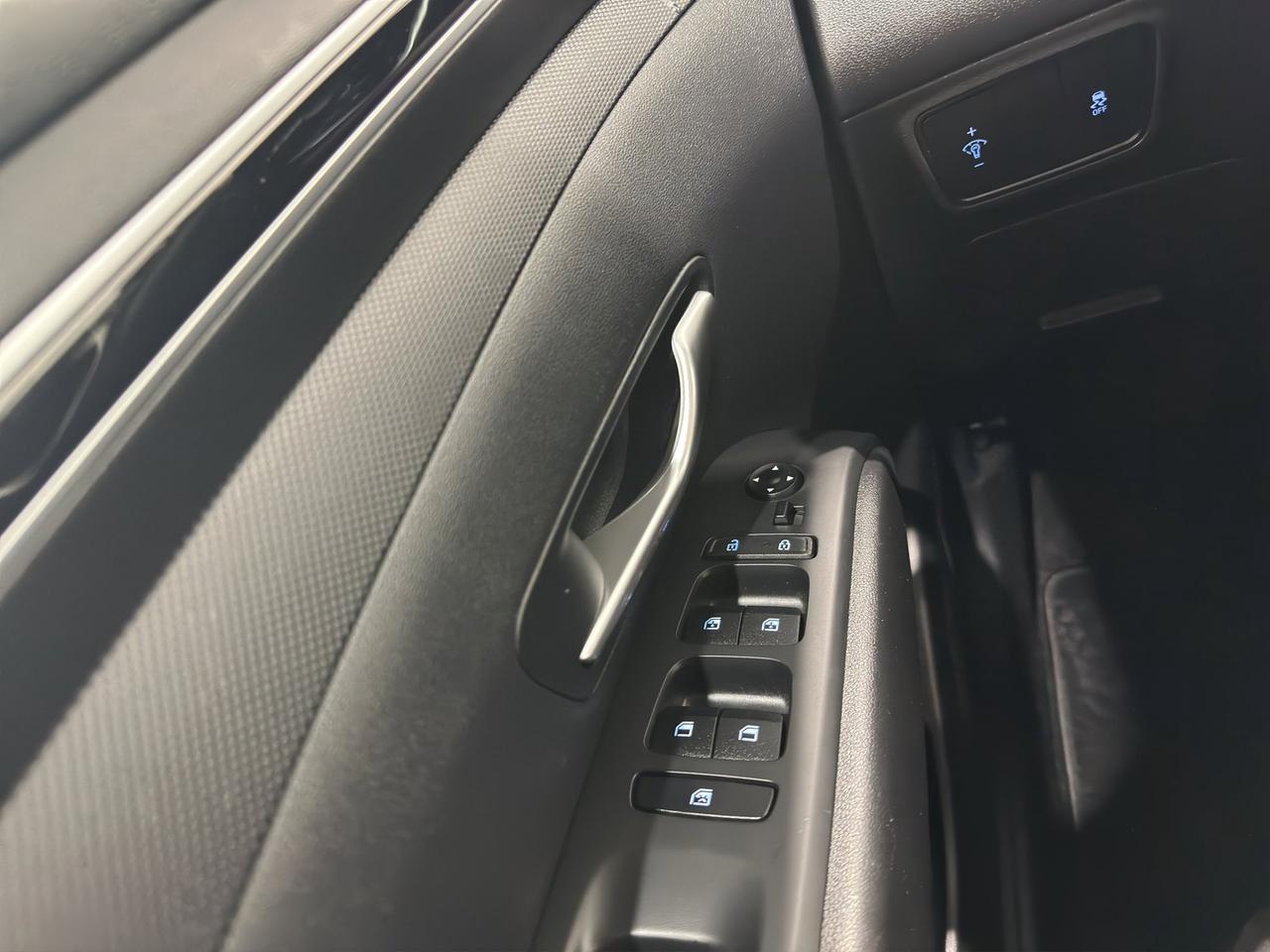 2022 Hyundai Tucson Preferred | Reverse Cam | Heated Seats Photo