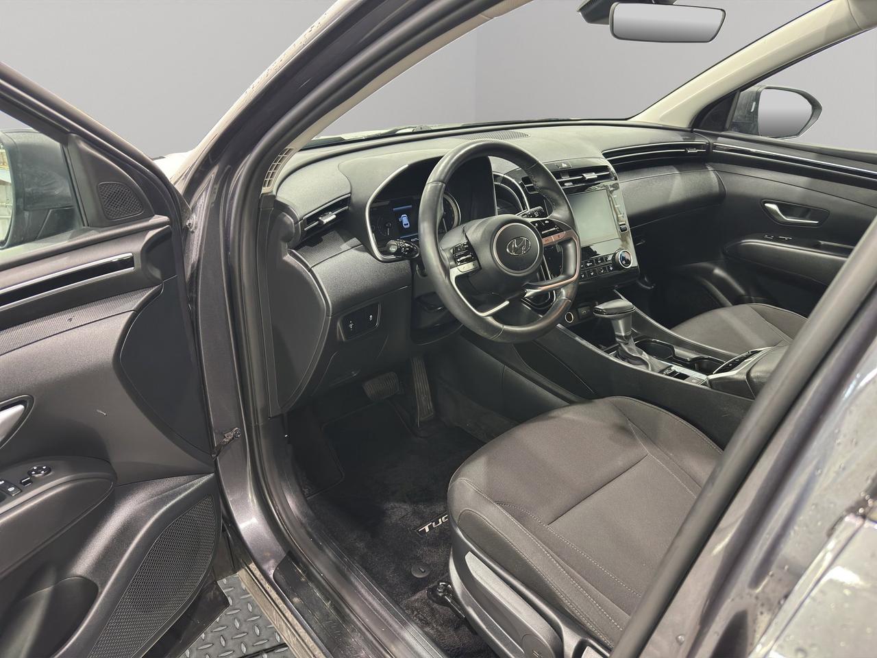 2022 Hyundai Tucson Preferred | Reverse Cam | Heated Seats Photo