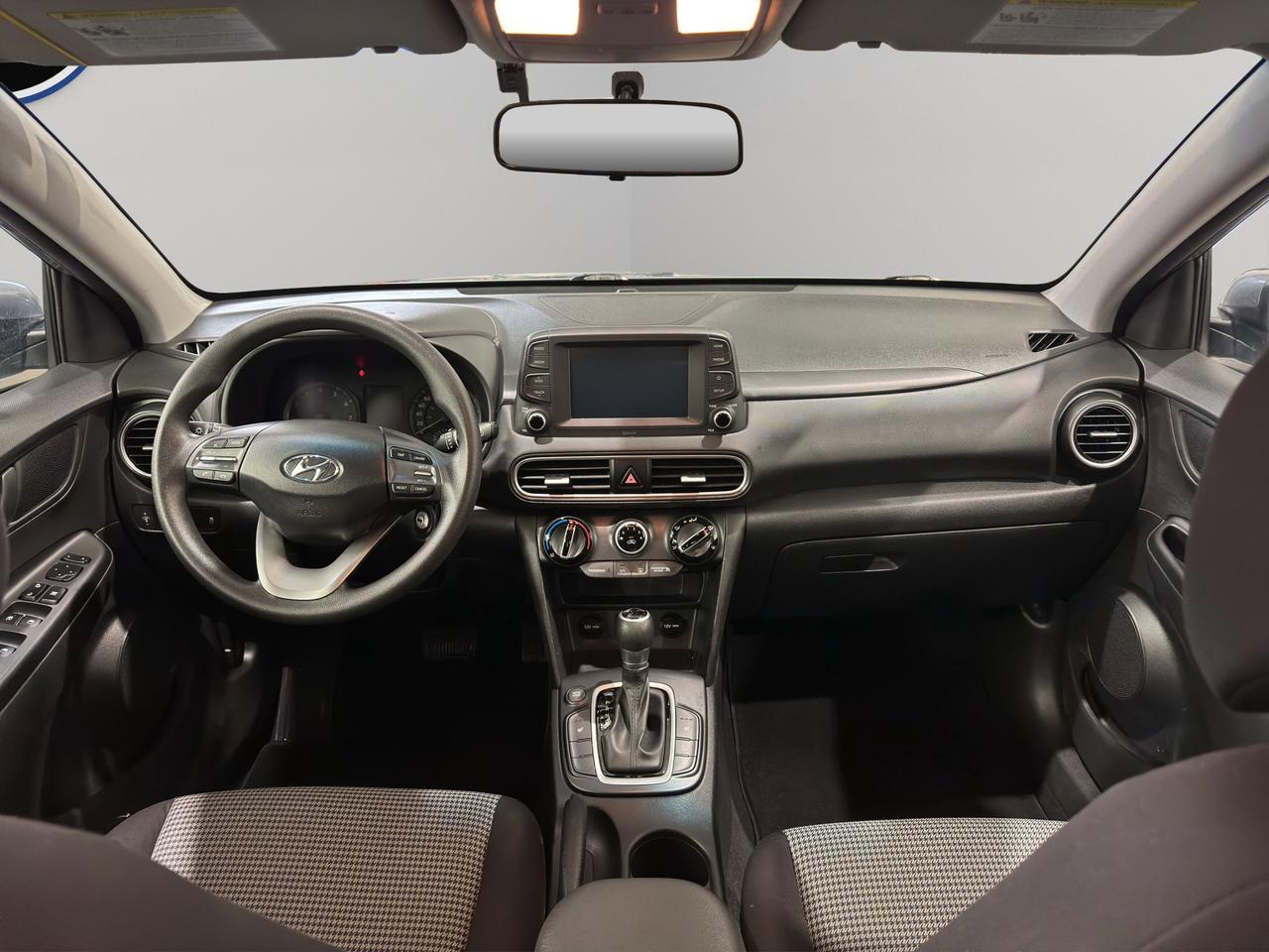 2018 Hyundai KONA Essential | Reverse Cam | Heated Seats Photo