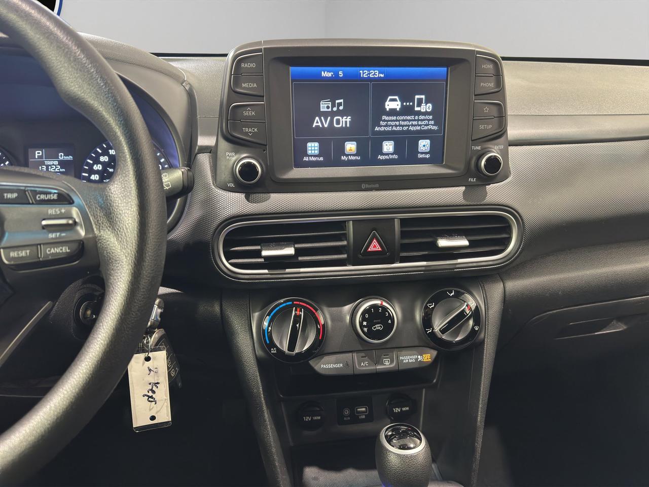 2018 Hyundai KONA Essential | Reverse Cam | Heated Seats Photo