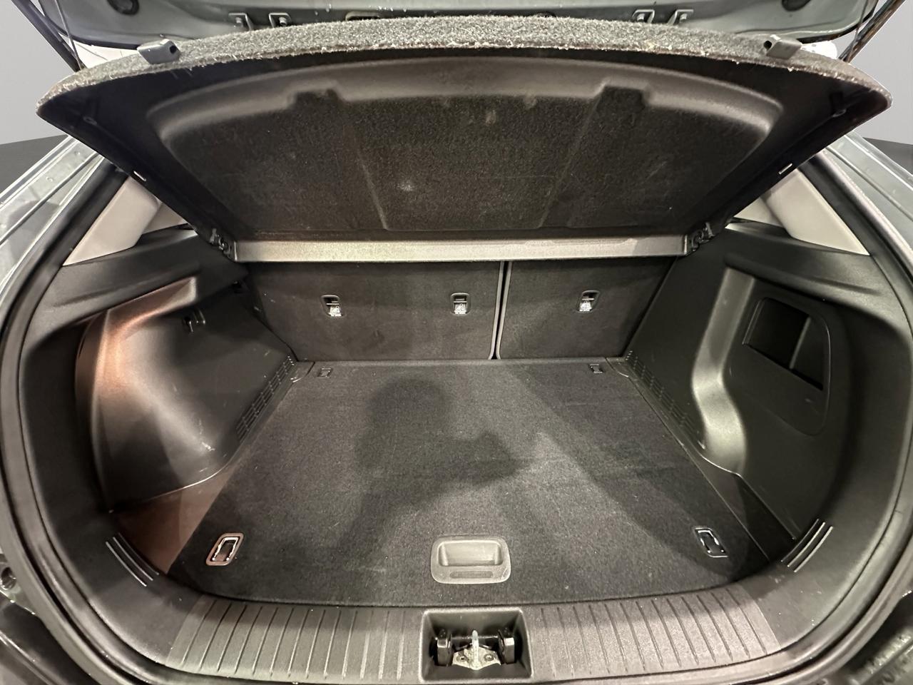 2018 Hyundai KONA Essential | Reverse Cam | Heated Seats Photo