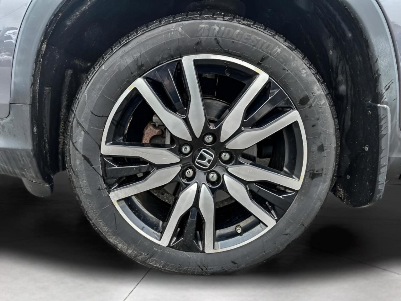 2019 Honda Pilot Touring Photo