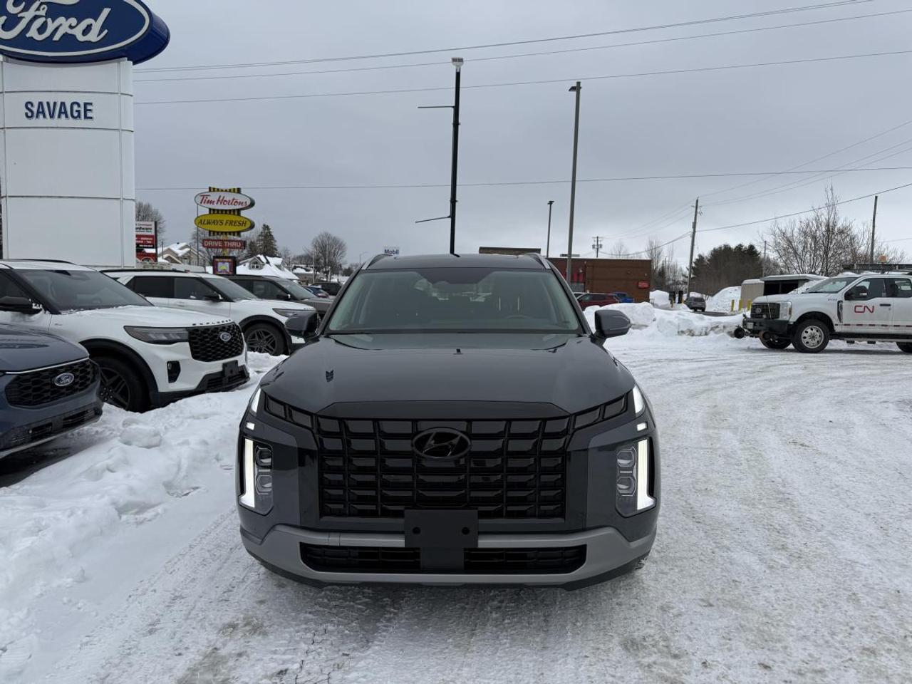 2023 Hyundai PALISADE Preferred 8-Passenger AWD Photo