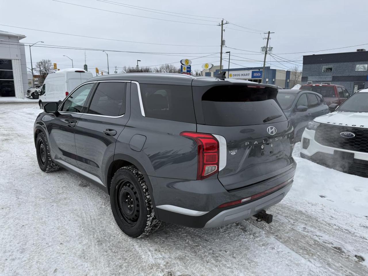 2023 Hyundai PALISADE Preferred 8-Passenger AWD Photo
