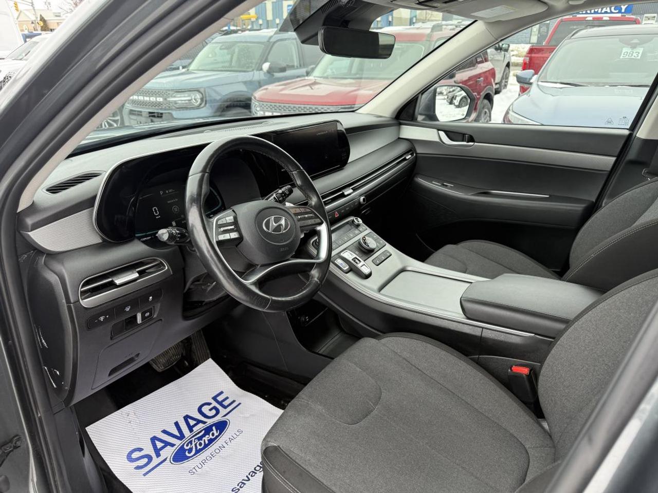 2023 Hyundai PALISADE Preferred 8-Passenger AWD Photo