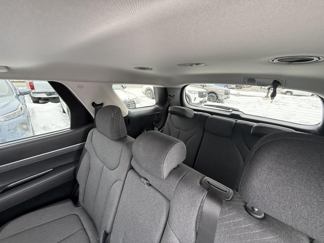 2023 Hyundai PALISADE Preferred 8-Passenger AWD Photo