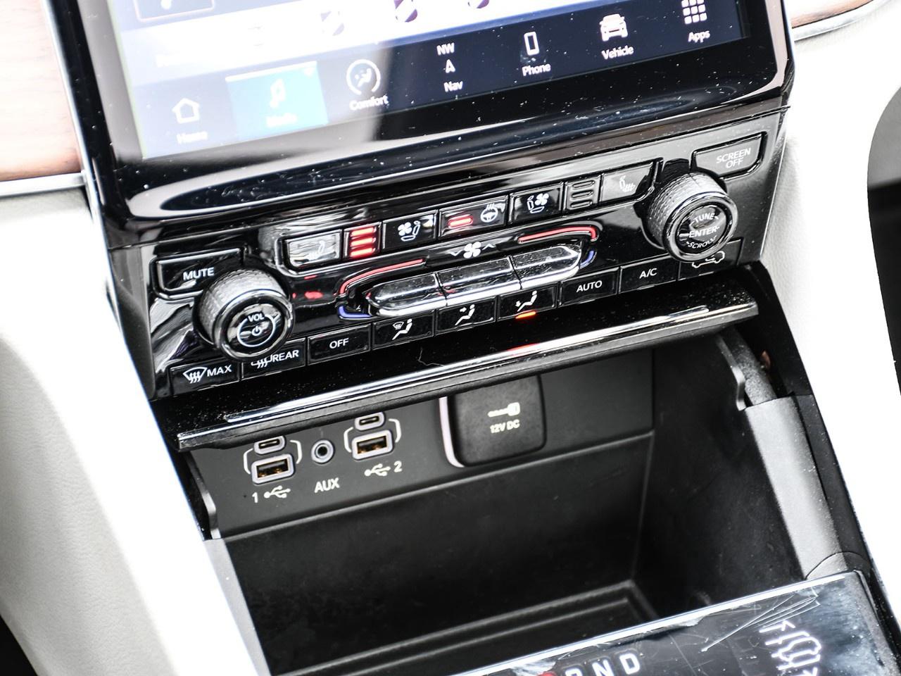 2023 Jeep Grand Cherokee Summit 4x4 Photo