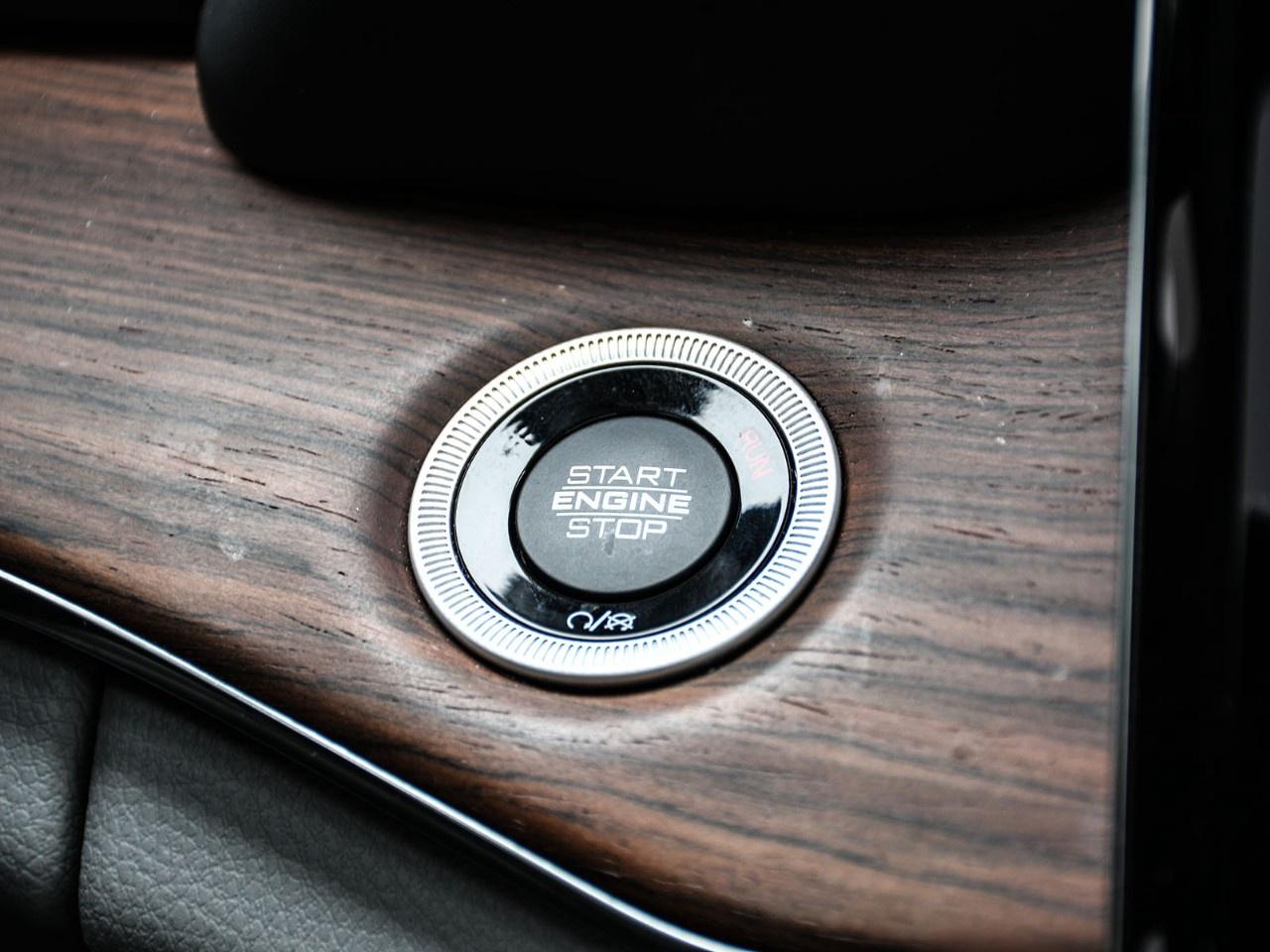 2023 Jeep Grand Cherokee Summit 4x4 Photo