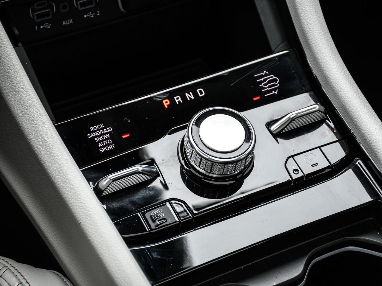 2023 Jeep Grand Cherokee Summit 4x4 Photo