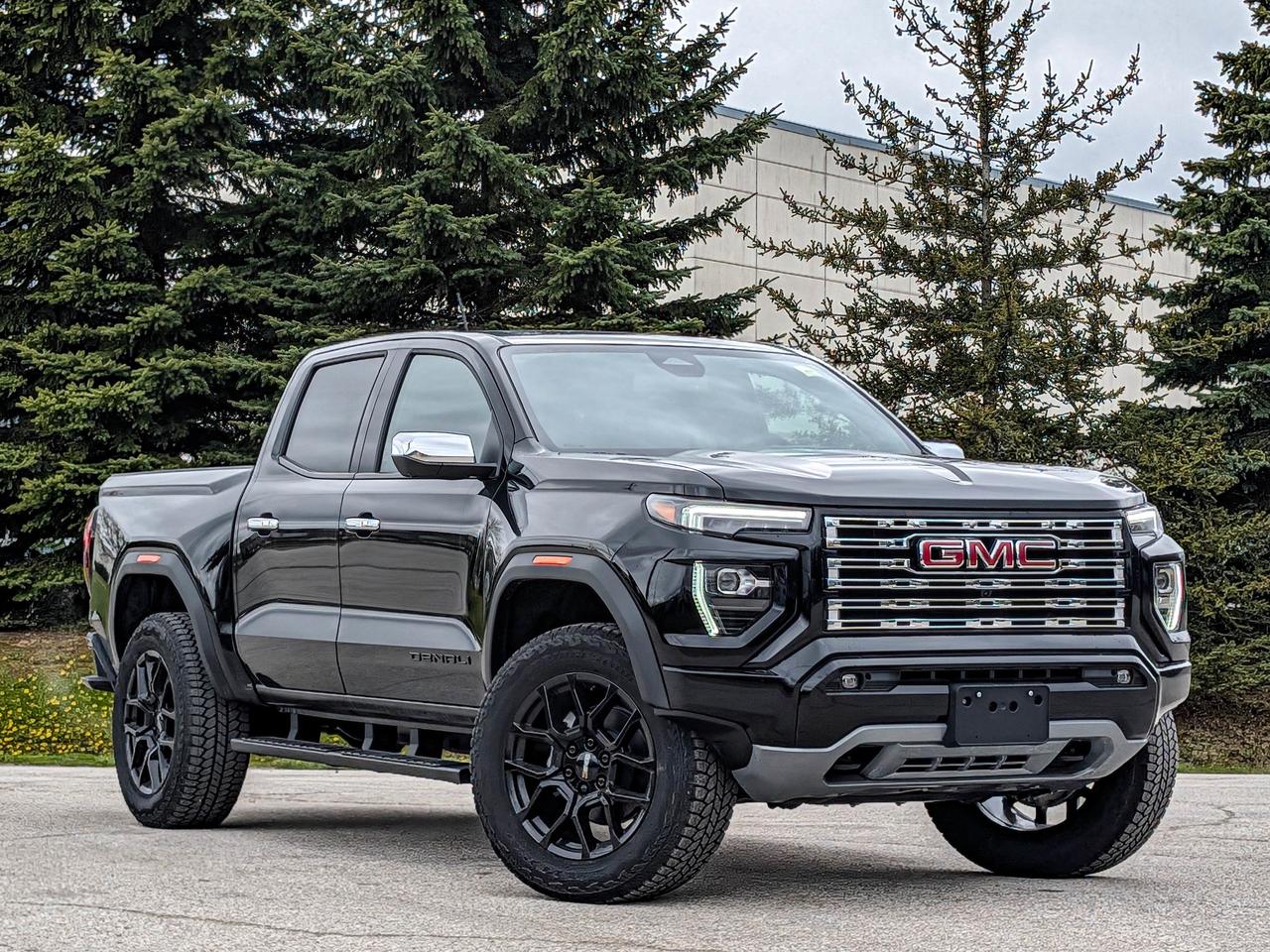 2026 GMC Canyon Denali Photo2