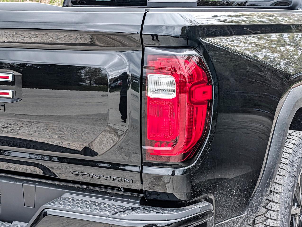 2026 GMC Canyon Denali Photo