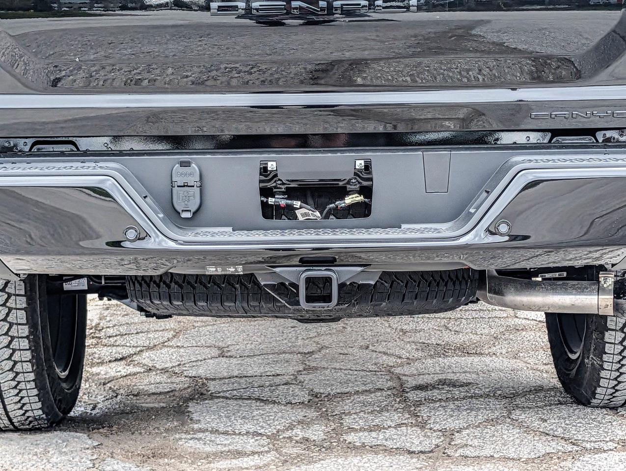 2026 GMC Canyon Denali Photo