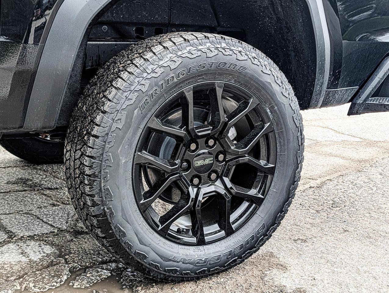 2026 GMC Canyon Denali Photo