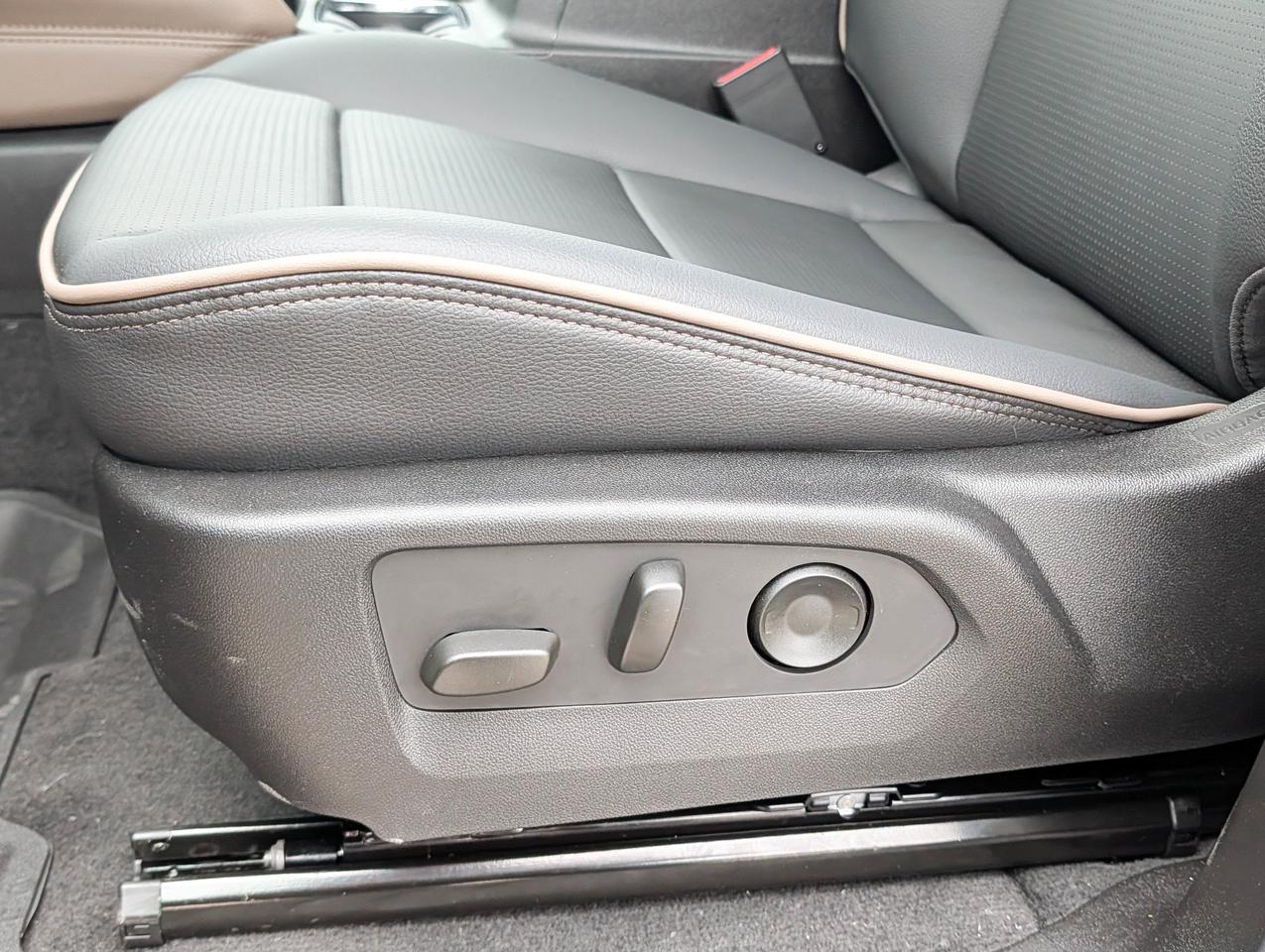 2026 GMC Canyon Denali Photo