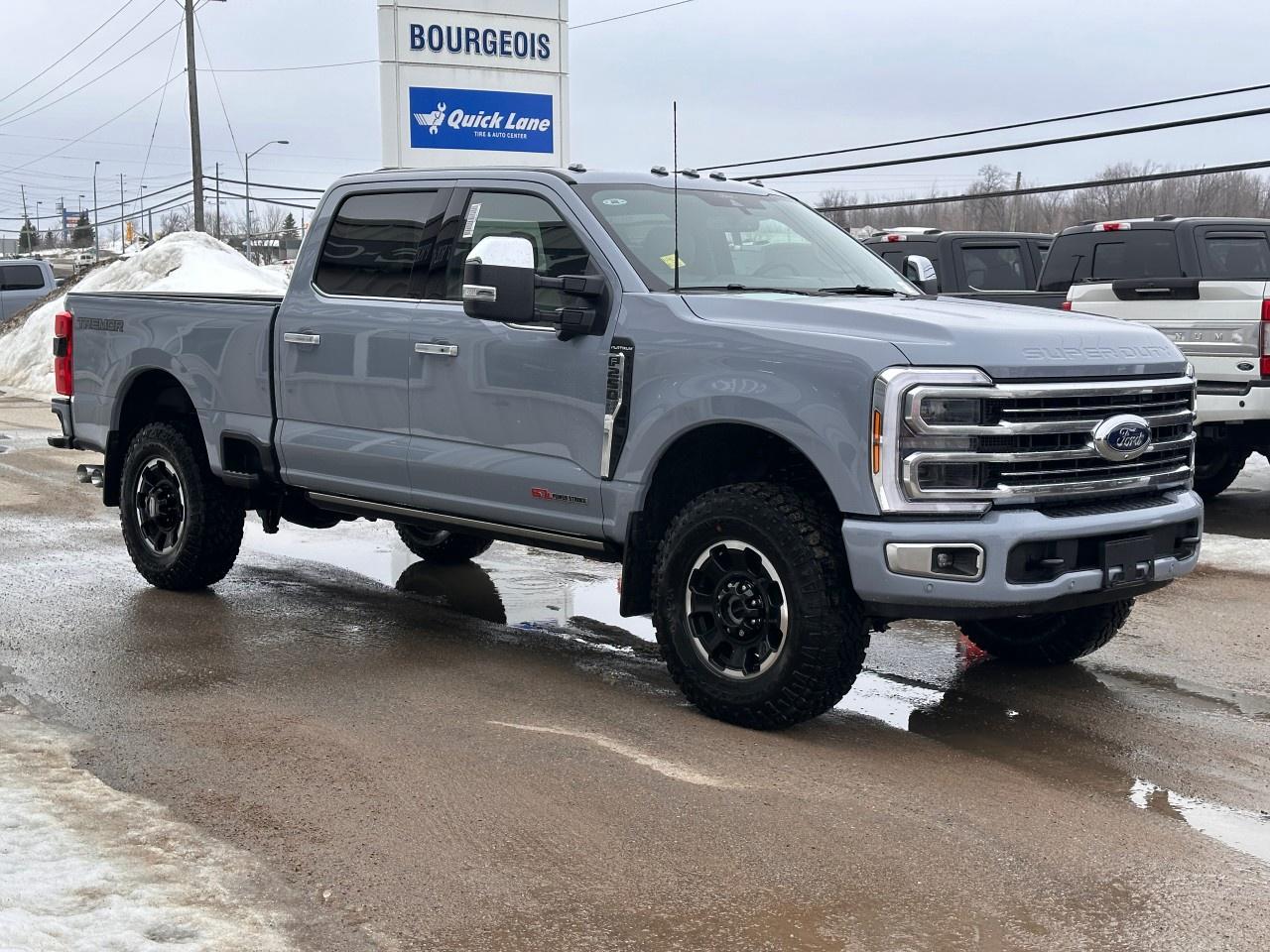 2026 Ford F-250 Super Duty SRW PLATINUM 4WD CREW CAB 6.75' BOX Photo4