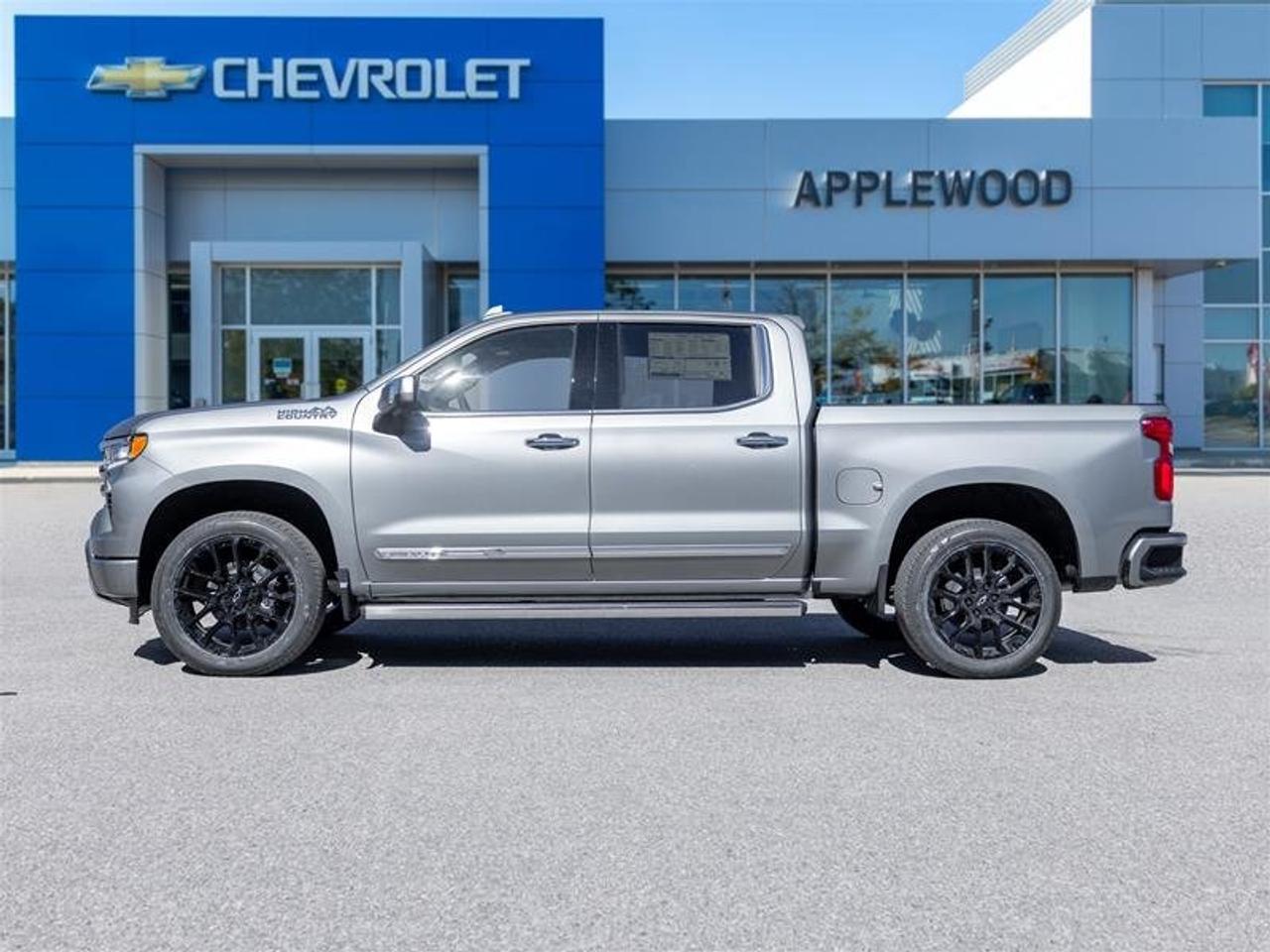 2026 Chevrolet Silverado 1500 Crew Cab Short Box 4-Wheel Drive High Country Photo3