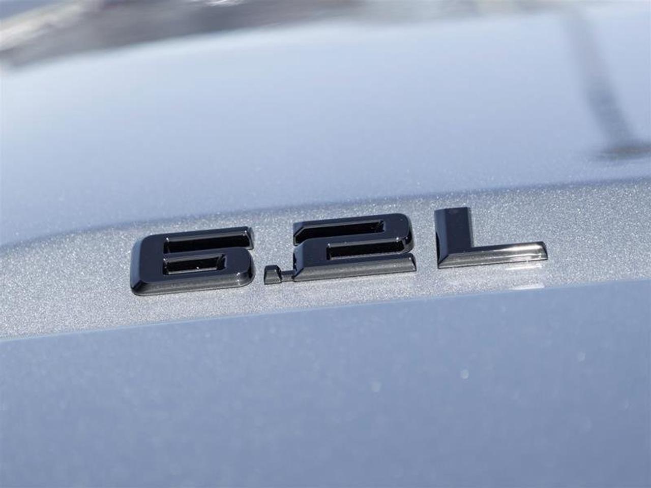 2026 Chevrolet Silverado 1500 Crew Cab Short Box 4-Wheel Drive High Country Photo2