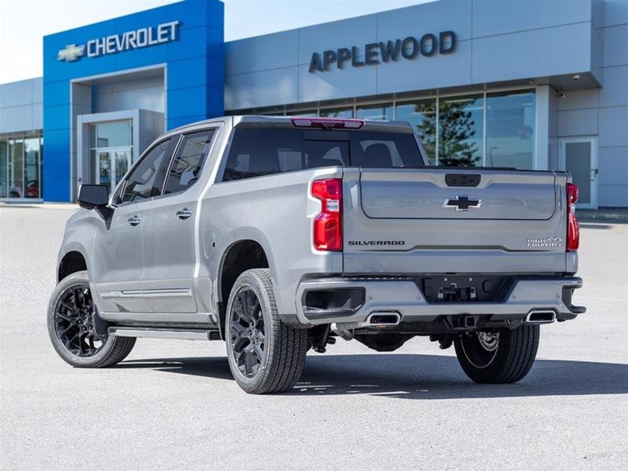 2026 Chevrolet Silverado 1500 Crew Cab Short Box 4-Wheel Drive High Country Photo