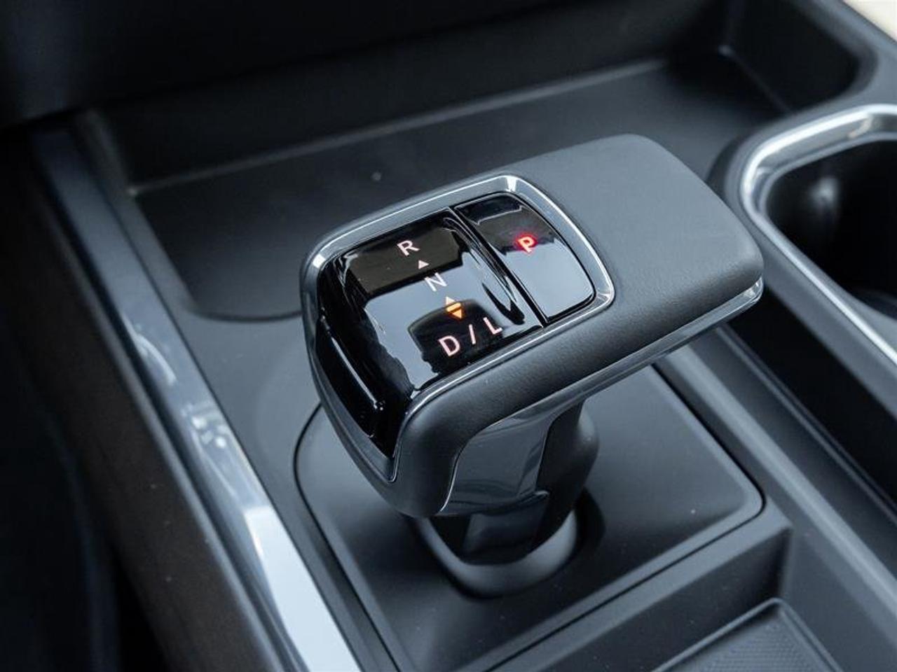 2026 Chevrolet Silverado 1500 Crew Cab Short Box 4-Wheel Drive High Country Photo