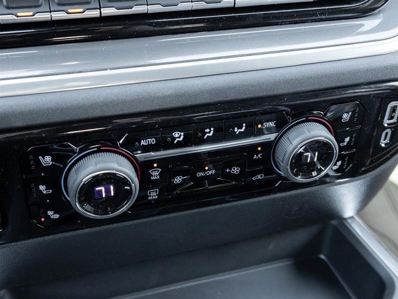 2026 Chevrolet Silverado 1500 Crew Cab Short Box 4-Wheel Drive High Country Photo