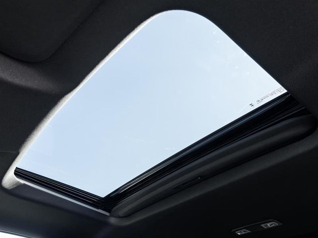 2026 Chevrolet Silverado 1500 Crew Cab Short Box 4-Wheel Drive High Country Photo