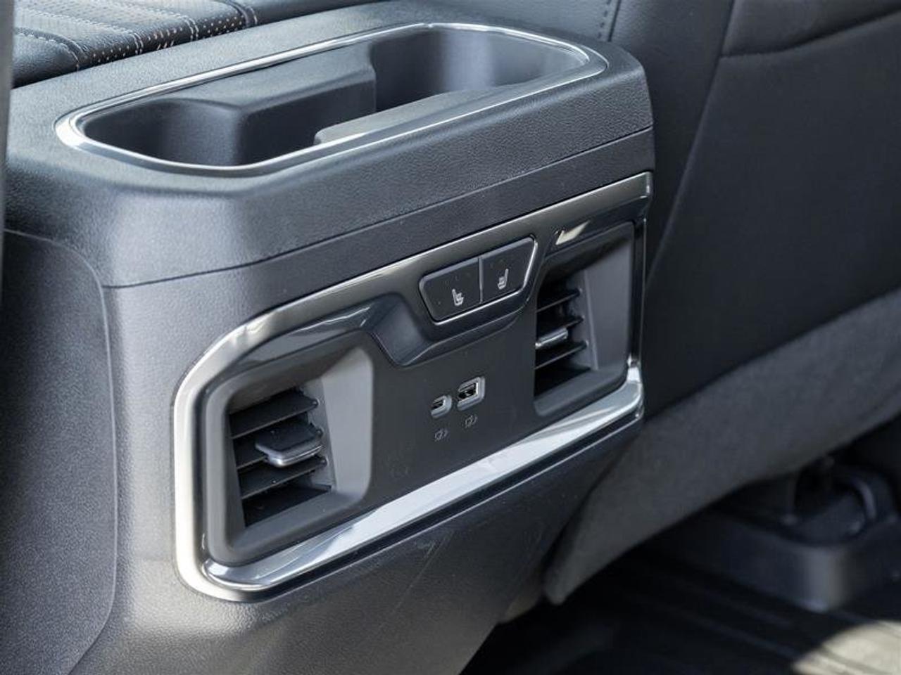 2026 Chevrolet Silverado 1500 Crew Cab Short Box 4-Wheel Drive High Country Photo